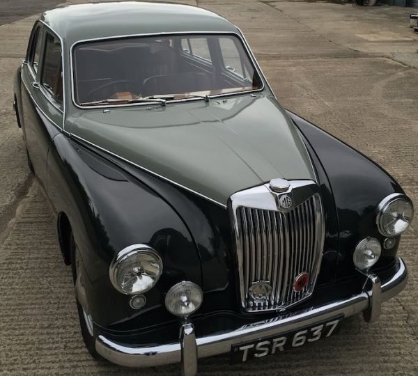 Hank & Cindy Mauel’s 1958 ZB Varitone Magnette Saloon