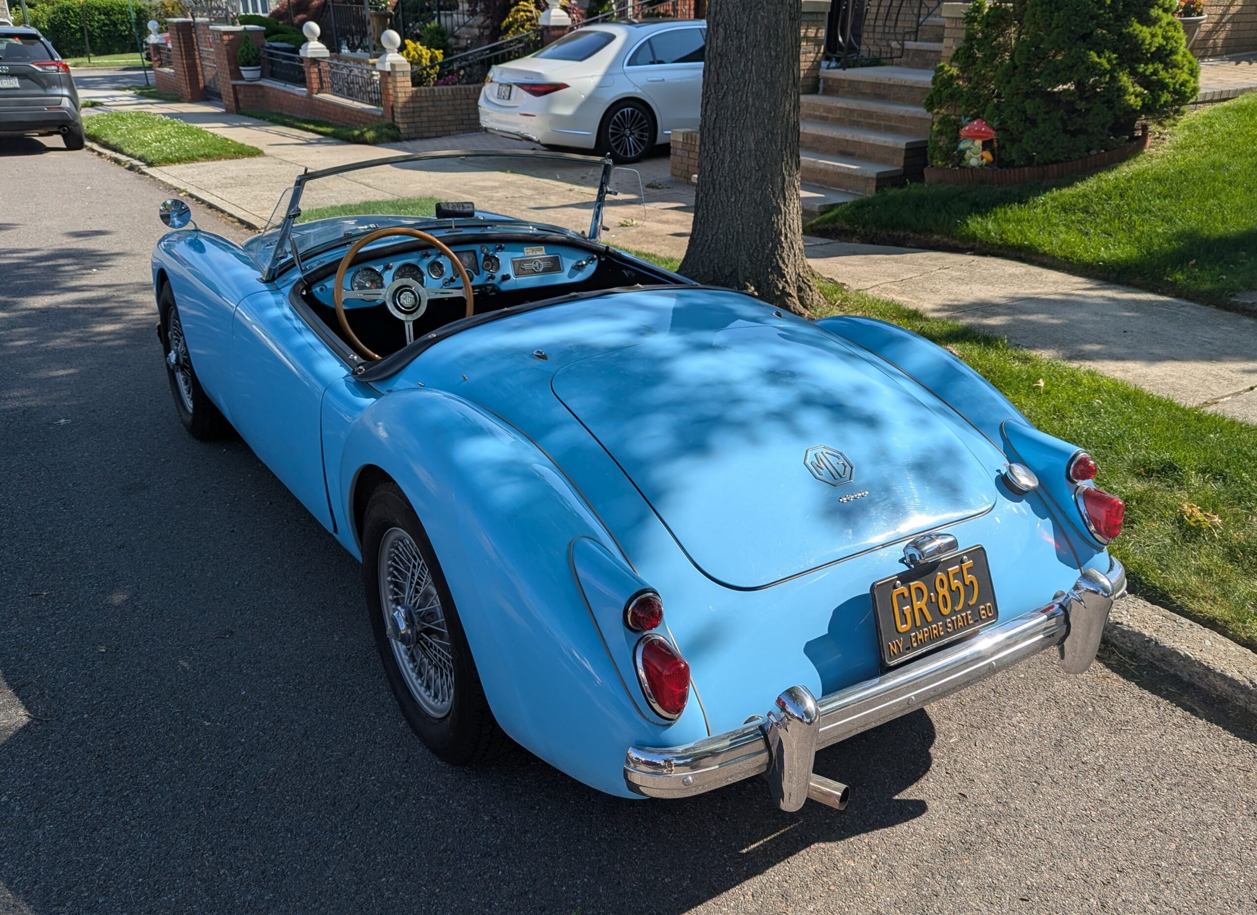 FOR SALE: 1960 MGA 1600